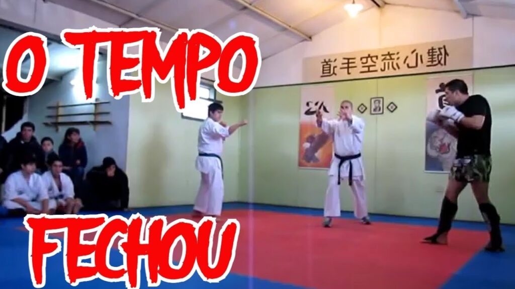 KARATE VS MUAY THAI O TEMPO FECHOU