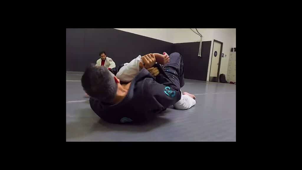 KIMURA From CLOSED GUARD - Roy Dean