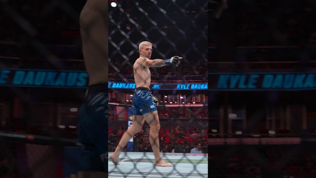 KYLE DAUKAUS RETURNED AND MADE A STATEMENT ππΌ #UFCShanghai