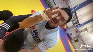 Kazushi Sakuraba “Snake Choke”