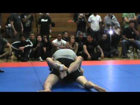 Keenan Cornelius VS Weirdo