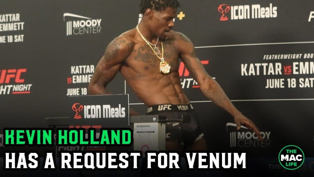 Kevin Holland: "Venum, please make the underwear a little longer. Please."