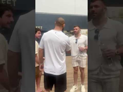 Khamzat and Dricus cross paths 👀 #ufc319