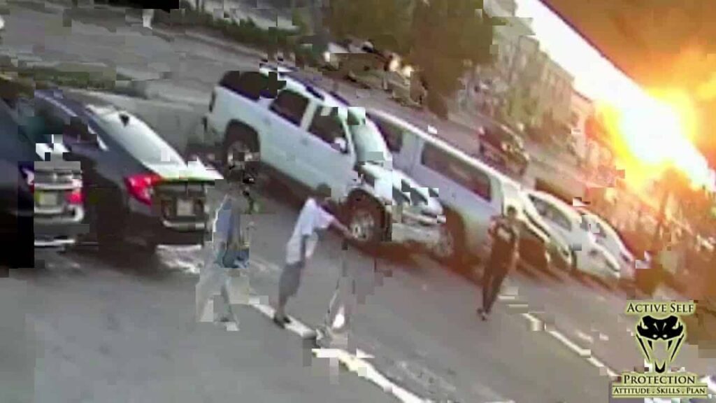 Kidnapper Stops What She's Doing After Bystander Steps In