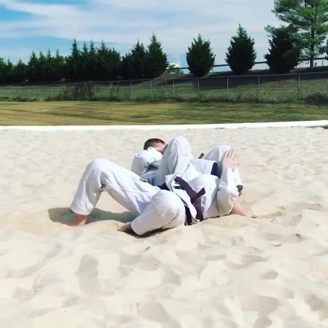 Kimura Otoshi



Kimura otoshi 
Translated from French