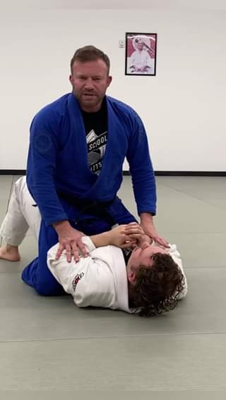 Kimura from the mount vs trunk grab - longer video about maintaining and dominat