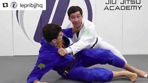 Knee Cut Pass attempt to Reverse De La Riva to Side Control