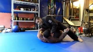 Knee Slice Into Kimura