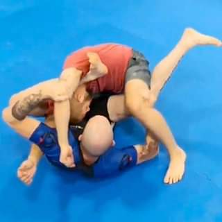 Kneebar from Stock by @squidviciousbjj 
 •
 Setup  Posture Break > New York &