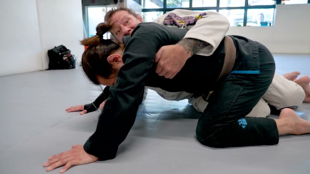 Kurt Osiander Move of the Week - Half-Guard Gift Wrap Escape