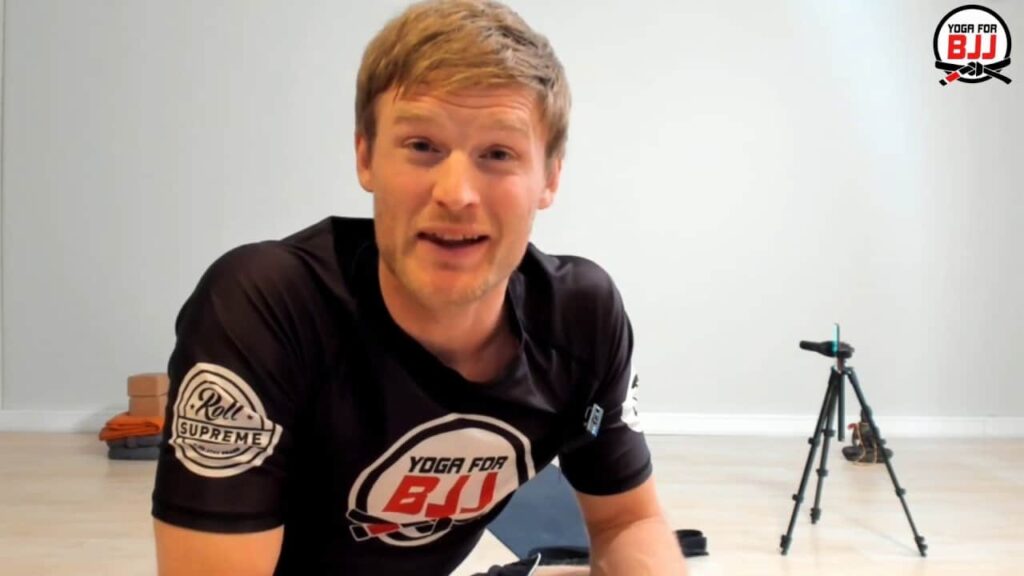 👊 LIVE LOCKDOWN YOGA