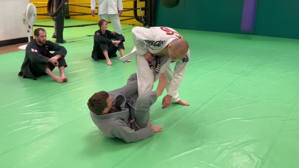 Lapel Guard: Deep De La Worm X Ball and Chain Sweep with Passing Options