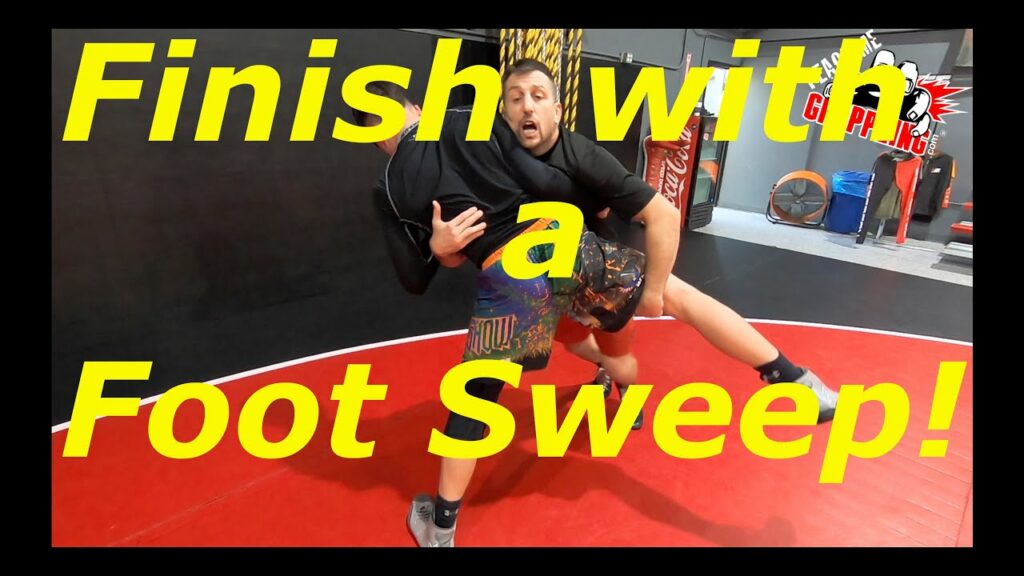 Lat Pull FOOT SWEEP From the Clinch!