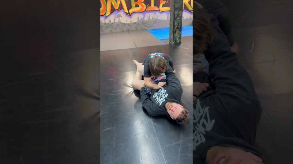 Learn this scissor sweep armbar now