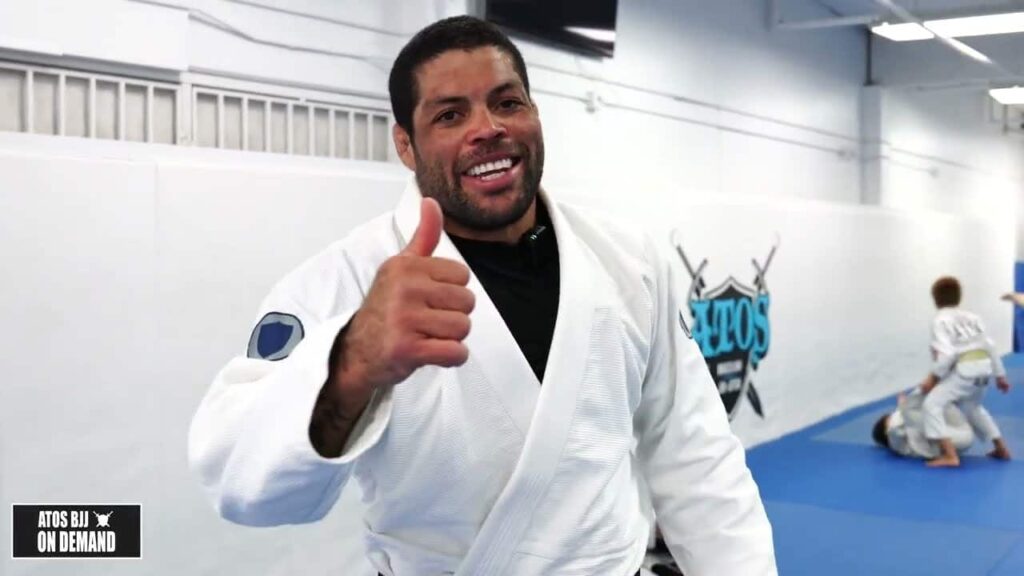 Leg Drag With Half Circle Shield - Andre Galvao