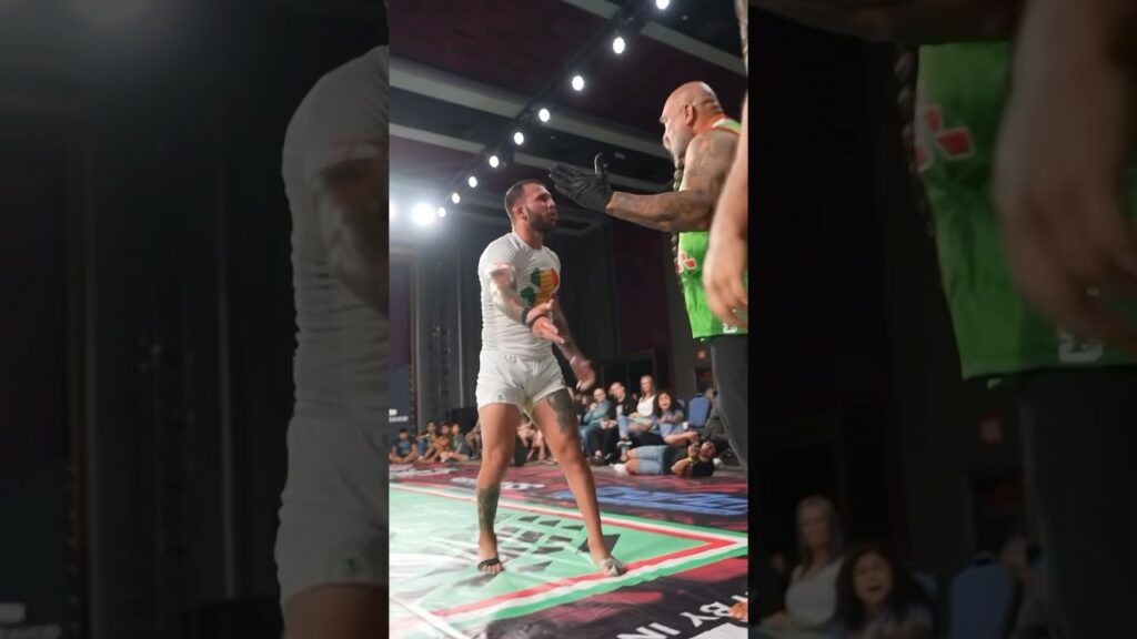 Leg Kick or Foot Sweep? #bjj #mma #jiujitsu