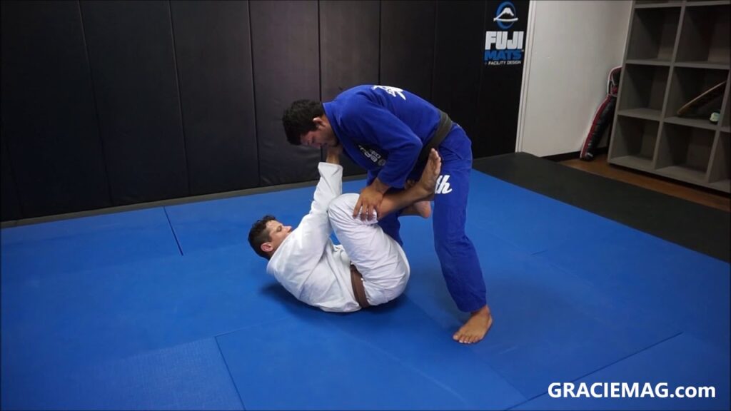 Lucas Hulk ensina drill para passar a guarda De la Riva no Jiu-Jitsu
