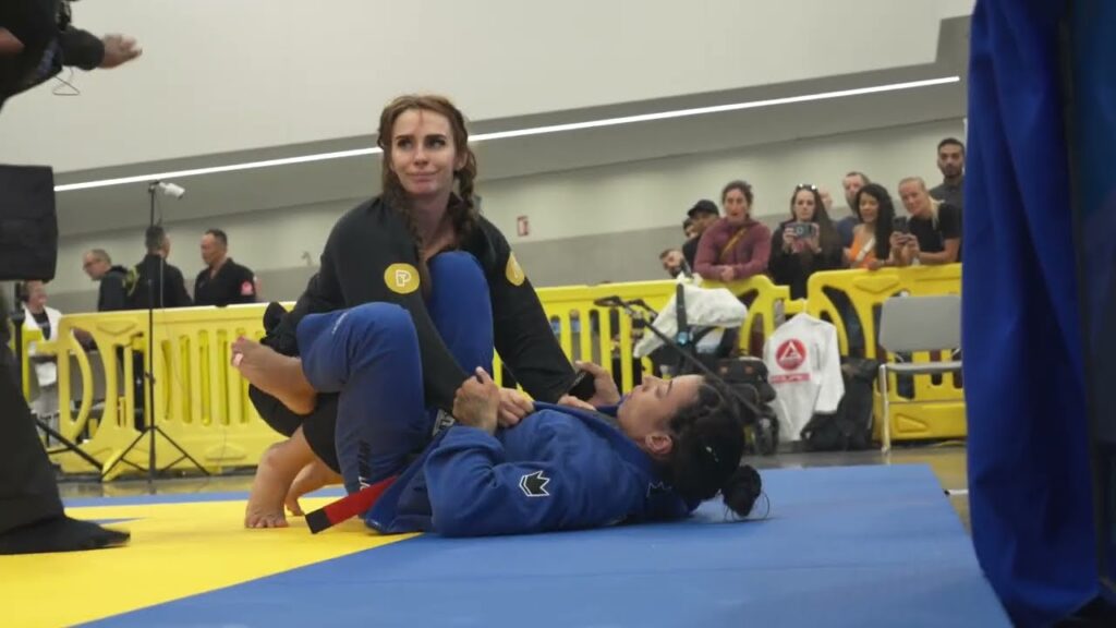 MATSIDE: Ffion Davies' Master Worlds Semi Final