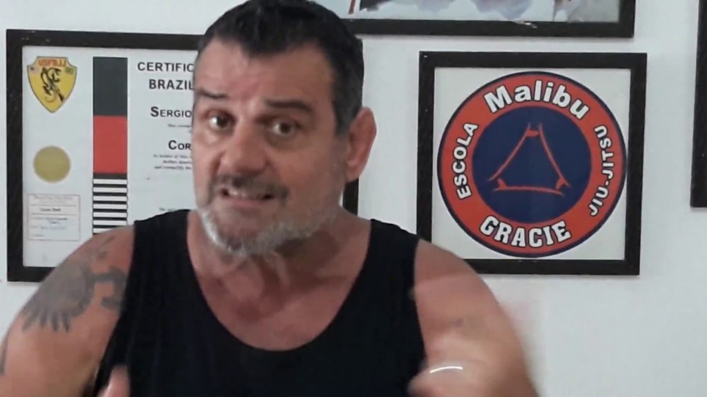 MESTRE DE JIU JITSU TOMA PAU FEDERAL