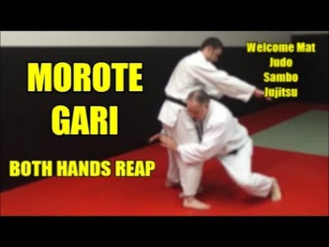 MOROTE GARI BOTH HANDS REAP