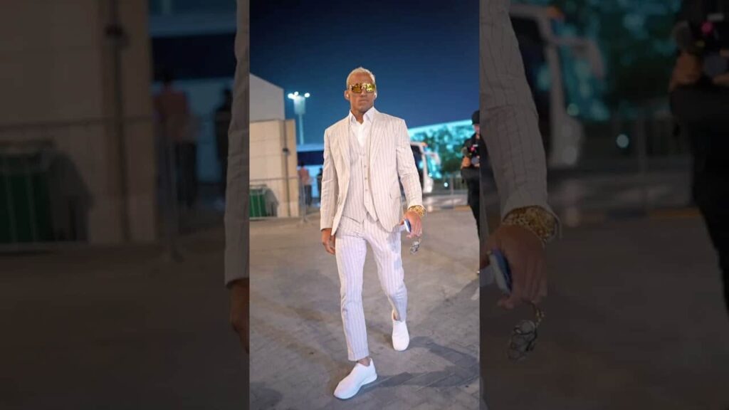 Make way for your UFC 280 Main Event!