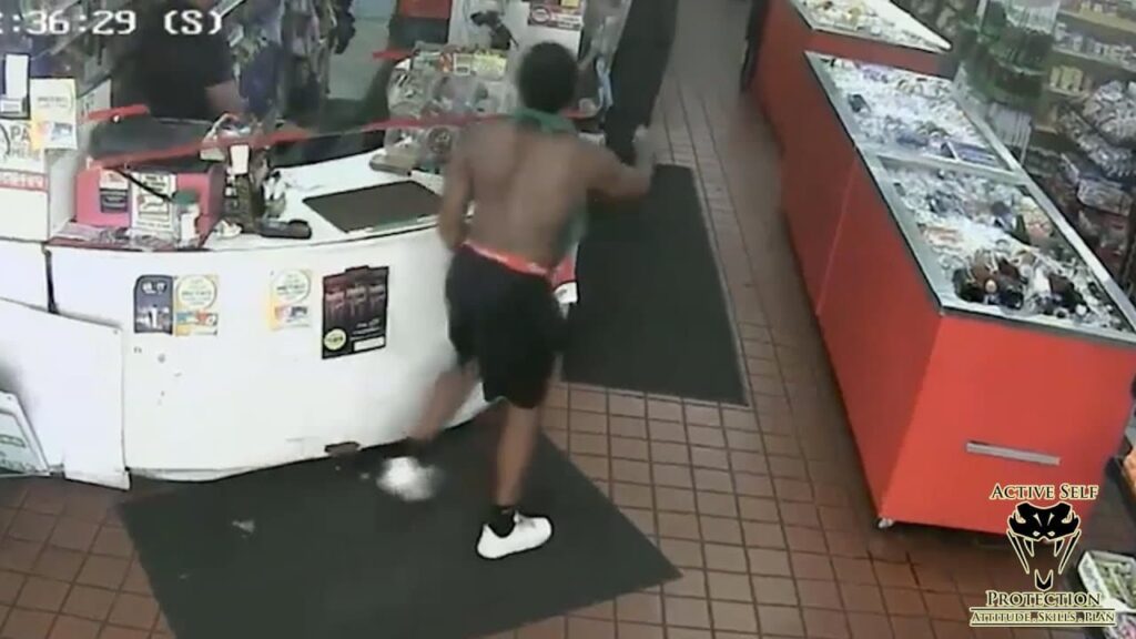 Man Robs Store But Leaves Without His Backpack