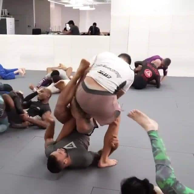 Marcos Tinoco and Matheus Diniz #porrada



Marcos Tinoco and matheus diniz   #