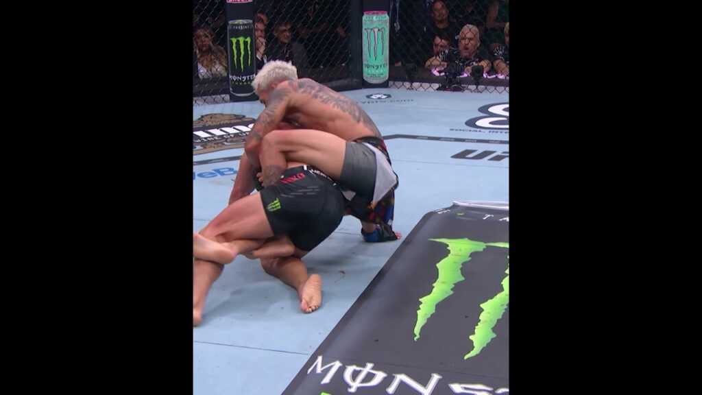 Michael Chandler is a SHOWMAN π₯ #ufc