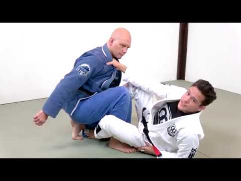 Modern Jiu-Jitsu: How to Attack Combat Base with the Berimbolo