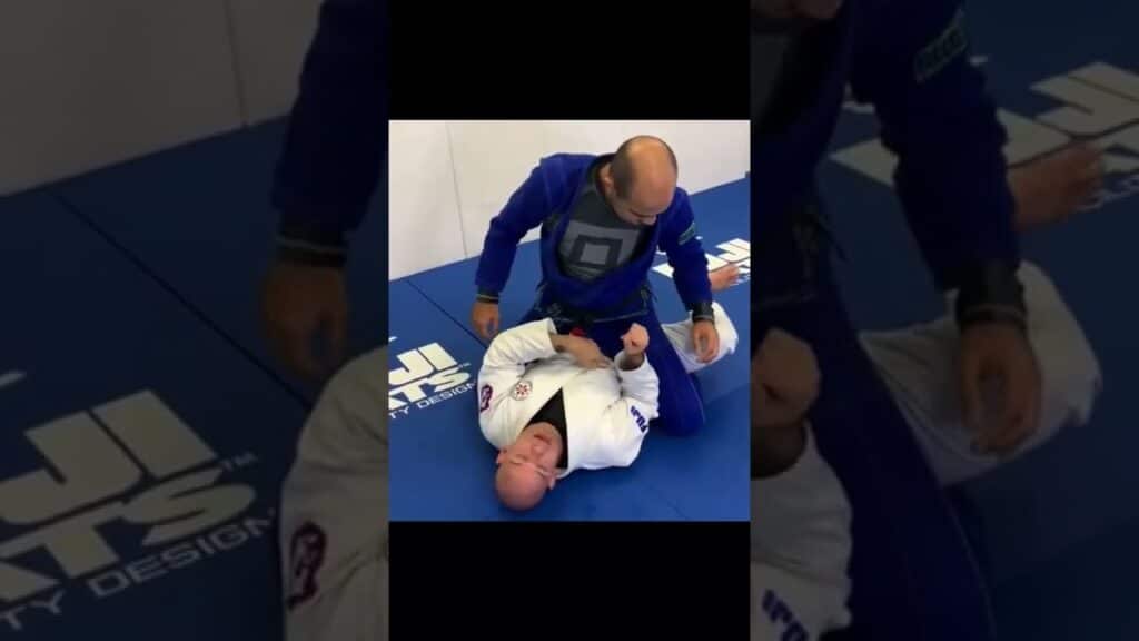 Mount Escape by XANDE RIBEIRO