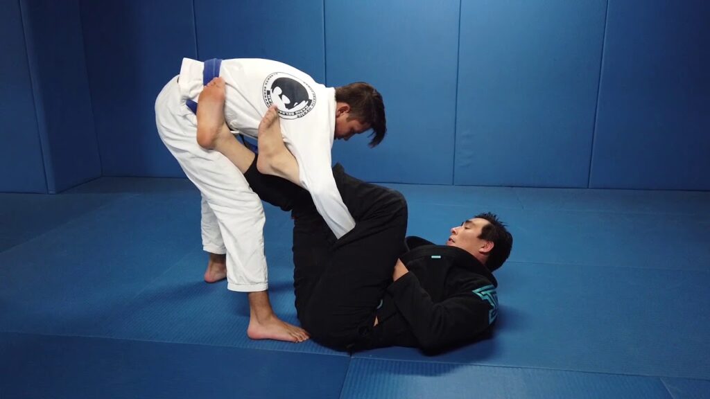 Must know Lasso Sweep / BJJ Technique