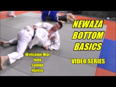 NEWAZA BOTTOM BASICS BELT LINE KNEE JAM ROLLOVER