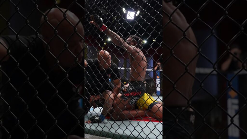 Neil Magny turns the tables!!!! 😳 #ufcvegas108