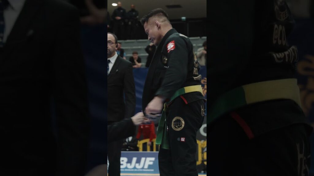 Nice kimura finish from Mark Vives. #bjj #ibjjf #jiujitsu