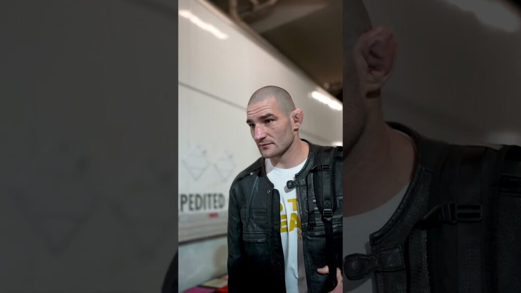 No turning back now π€ Strickland and du Plessis are on site!!!