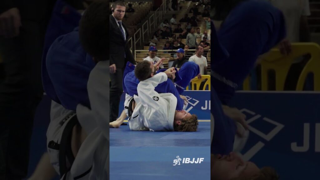 Nolan Stuart get the finish and advances to the super heavy semifinals!