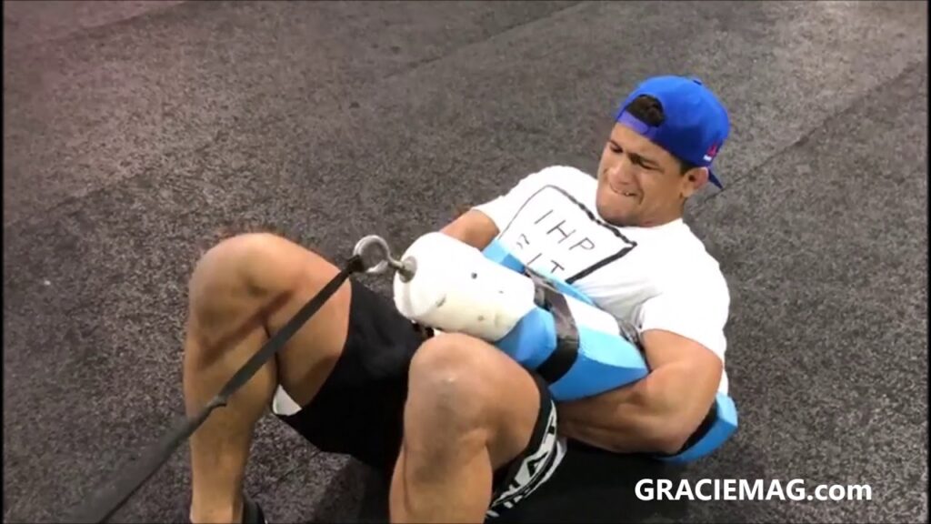 O treino de Gilbert Durinho para afiar a guilhotina no Jiu-Jitsu