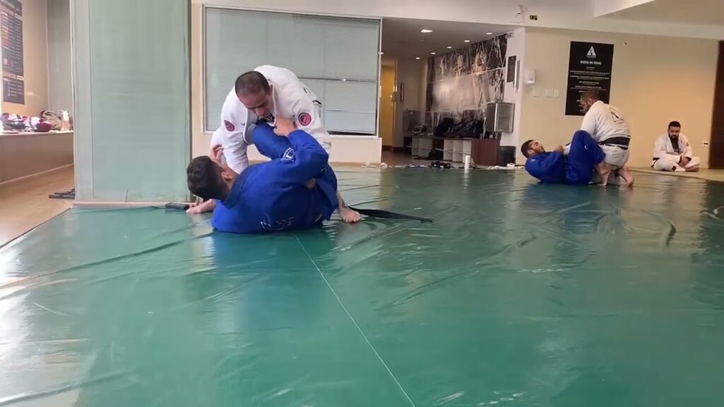 O treino soltinho de Lucas Lepri e Elan Santiago, na Alliance Leblon