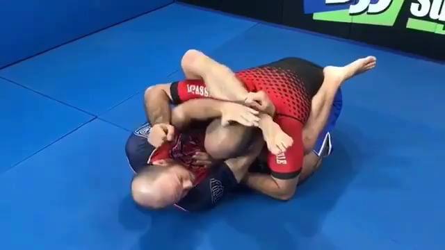 Omoplata from Rubber Guard