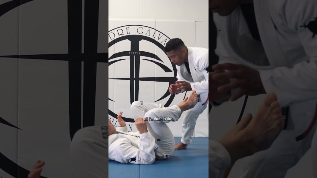 Outside Passing Concepts by Rolando Samson #jiujitsu #bjj #shorts #atosjiujitsu