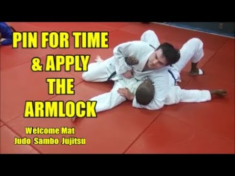 PIN FOR TIME AND APPLY THE SUBMISSION TECHNIQUE  2 Pins and 3 Armlocks