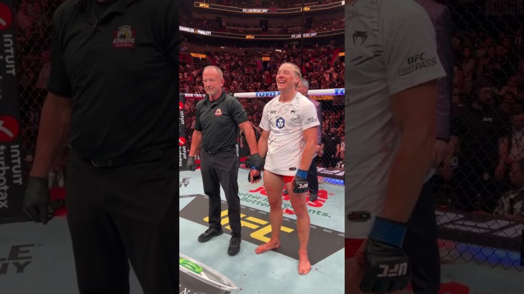 Paddy Pimblett wins via TKO!!! π¨ #ufc314