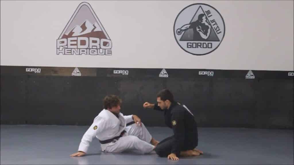 Pedro Monnerat e os detalhes essenciais da meia-guarda no Jiu-Jitsu