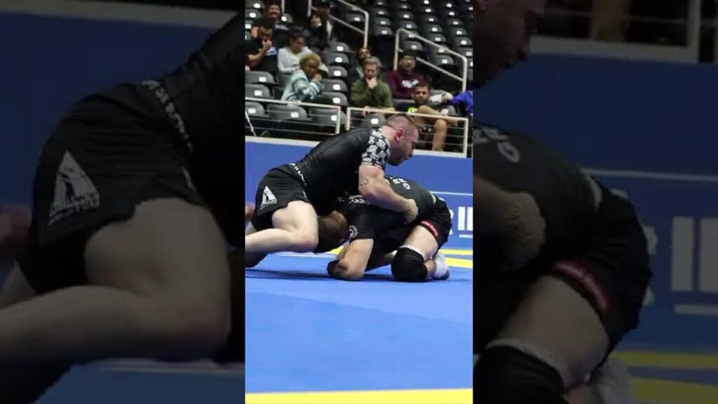 Pedro Rocha's Stunning Guillotine Finish at the 2022 Pan NoGi