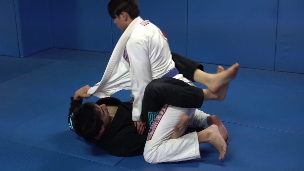 Pendulum Arm Bar From Closed Guard