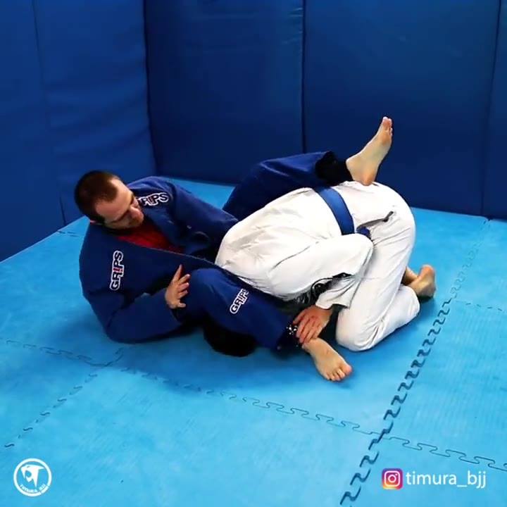 Peruvian Necktie Gi version . credit @timura_bjj