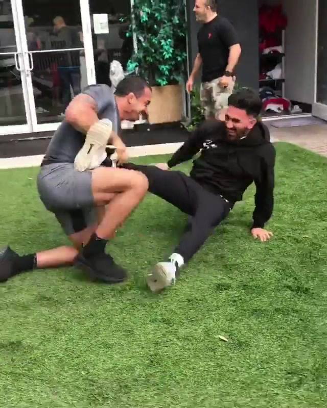 Porrada everywhere with Romulo Barral and Edwin Najmi