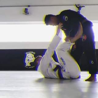 Posição que estamos treinando bastante!!! Espero que gostem... Curte,Compartilh...