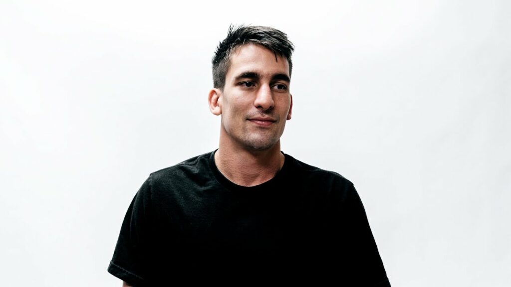 Q&A with Professor Gui Mendes (com legenda em Português) | artofjiujitsu.com