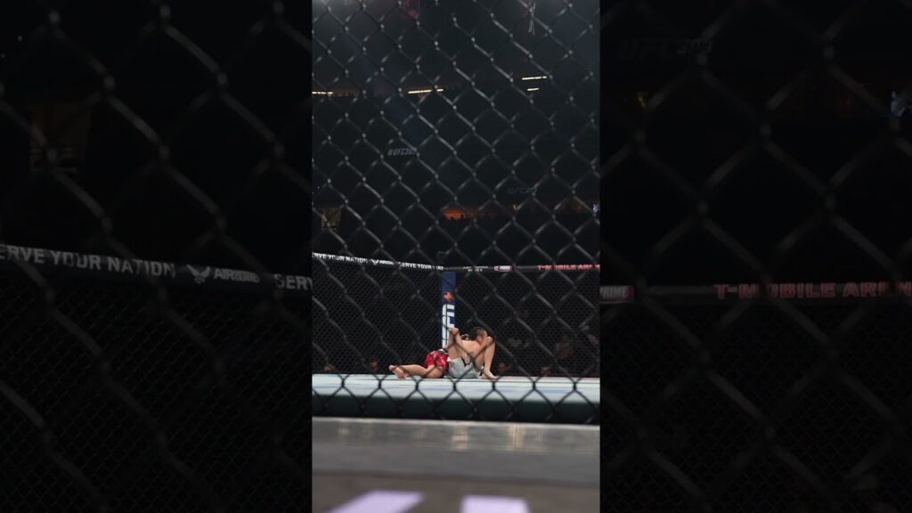 Rei Tsuruya put on a wrestling show! π¨ #ufc303